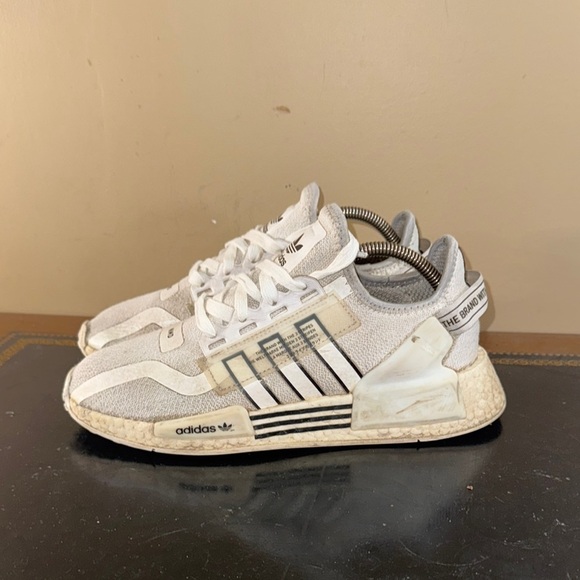 Adidas NMD R1 V2 White Black GZ1999 Men’s Size 7 - Picture 3 of 5